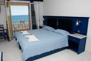 Tsamis Zante 4* チィリヴィ